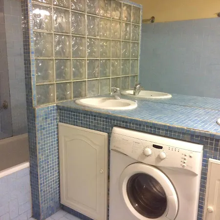 Charmant A 73 M² Avec Balcon Apartment Nice