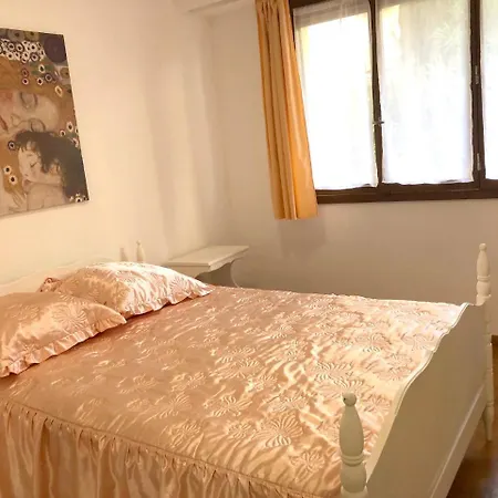 Charmant A 73 M² Avec Balcon